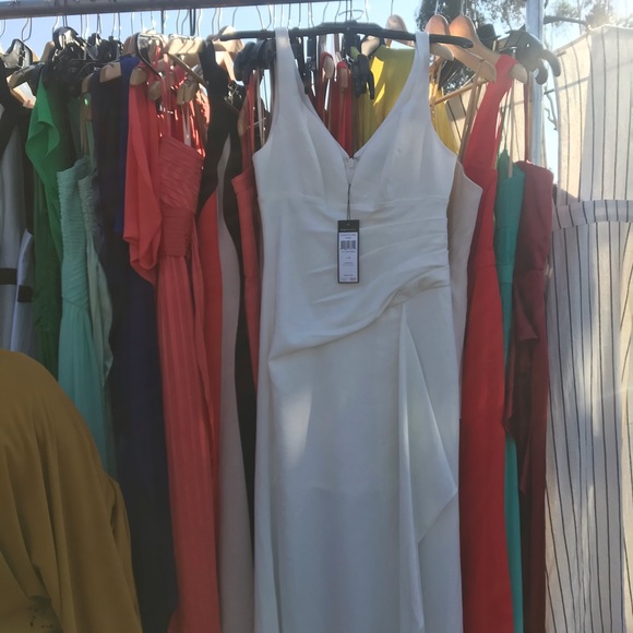 BCBG white gown - Picture 3 of 5